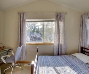 Photo 5 - Charming Everett Townhome - 3 Mi to Downtown!