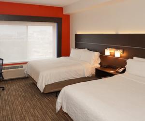 Photo 5 - Holiday Inn Express & Suites Denver - Aurora Medical Campus, an IHG Hotel