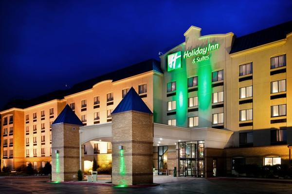 Photo 1 - Holiday Inn Hotel & Suites Council Bluffs I-29, an IHG Hotel