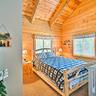Photo 9 - Pet-friendly Jefferson Cabin w/ Deck & Views!