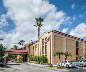 Photo 2 - Comfort Inn & Suites Lantana - West Palm Beach South