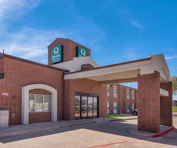 Photo 1 - Quality Inn & Suites Richardson-Dallas